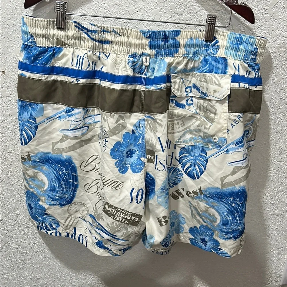 ⏰Caribbean Joe Blue and White Board Shorts Tropical Floral Design size XXL GUC